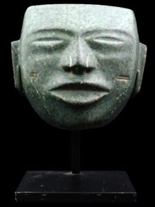 Ancient pre Columbian carved green Steatite Mask - View 3