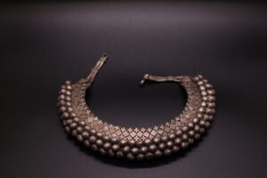 Gilded Echoes: Triple-Tier Collar - View 7