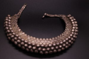 Gilded Echoes: Triple-Tier Collar - View 5