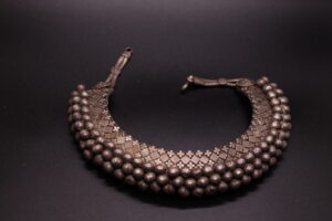 Gilded Echoes: Triple-Tier Collar - View 3