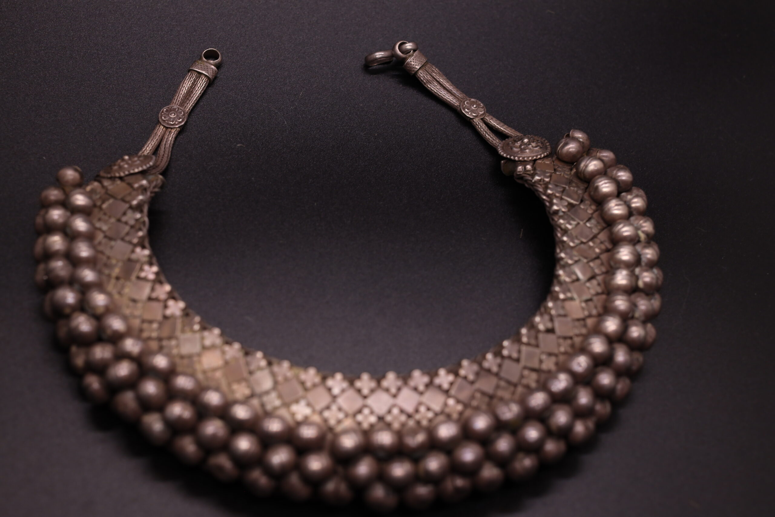 Gilded Echoes: Triple-Tier Collar