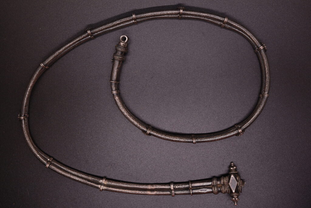 Segmented Alloy Belt