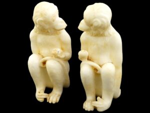 Pair Vintage Italian Alabaster Sculptures of Seated Macaques Monkeys - View 3