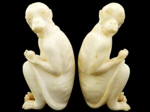 Pair Vintage Italian Alabaster Sculptures of Seated Macaques Monkeys - View 1